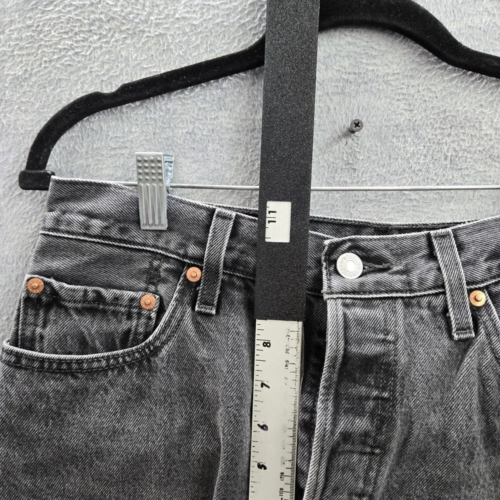 Levis *please carefully